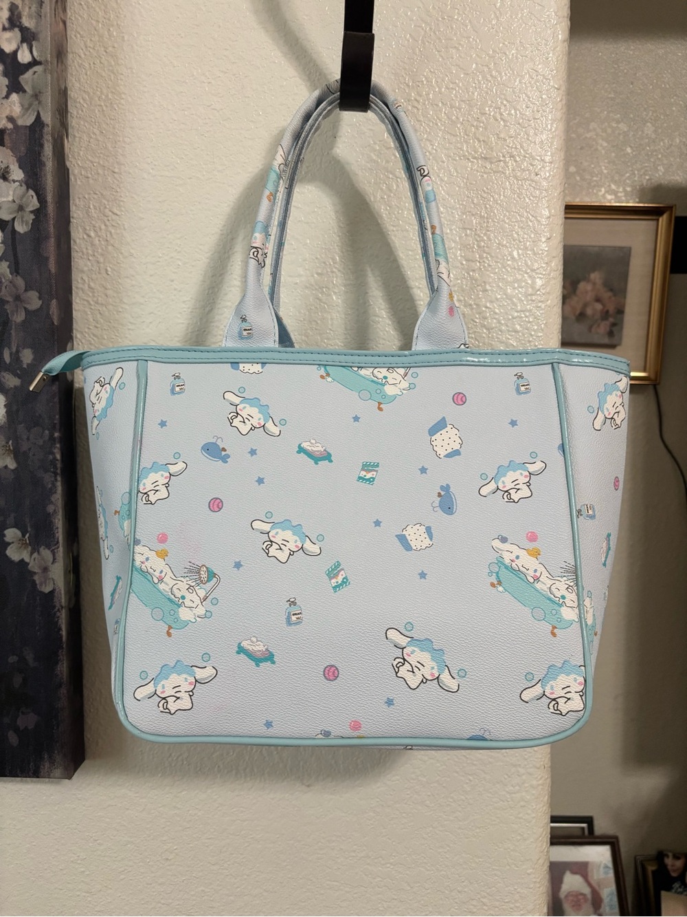 Sanrio Cinnamoroll Pastel Blue and White Tote Shoulder Bag - Picture 5 of 11